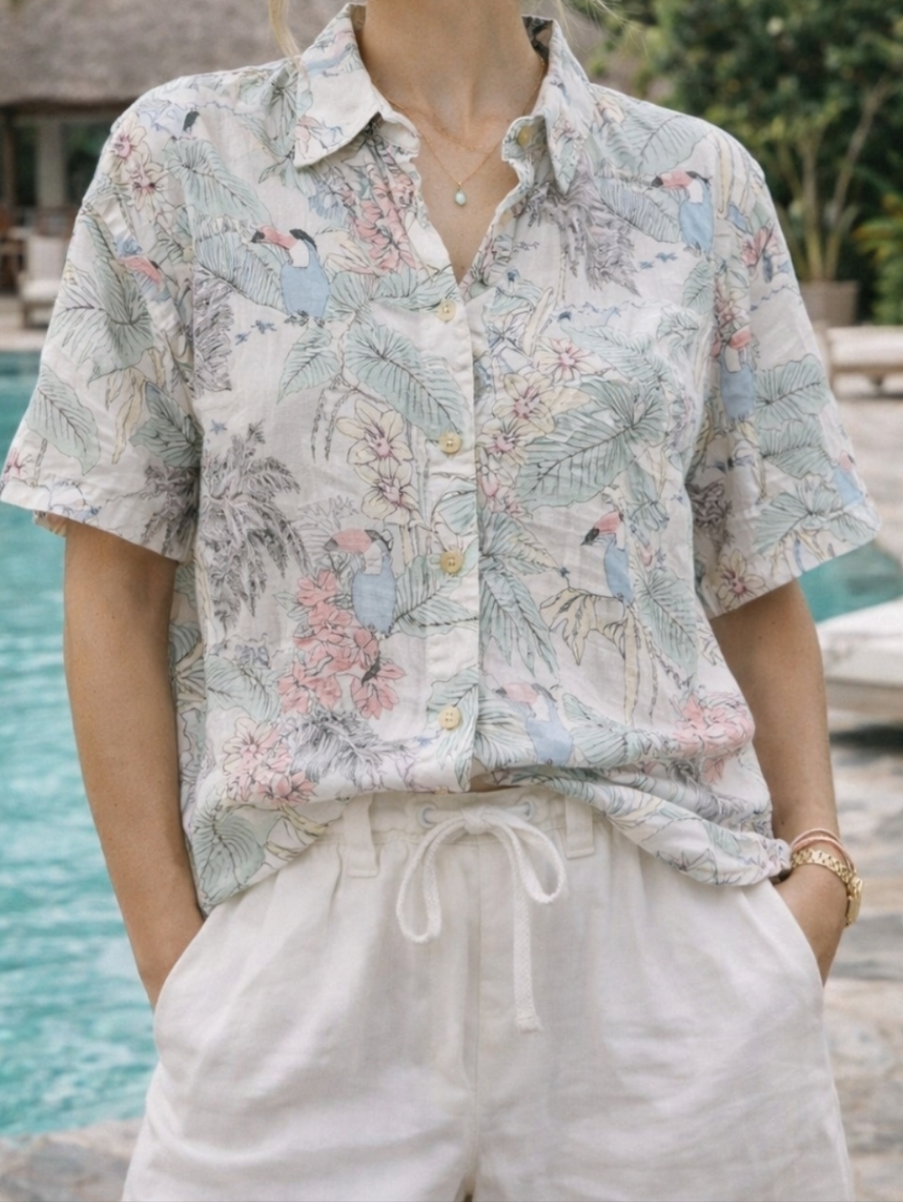 C&C California 100% Linen Tropical Button Up Shirt L Beach Hawaiian Toucan Palm